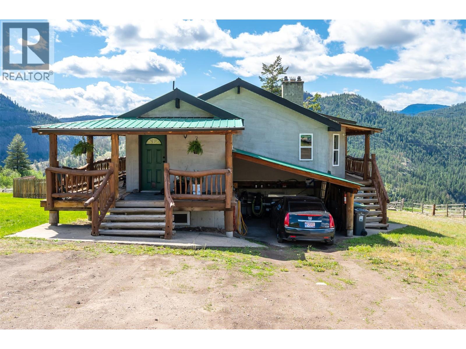 875 Sheep Creek Road, Kaleden