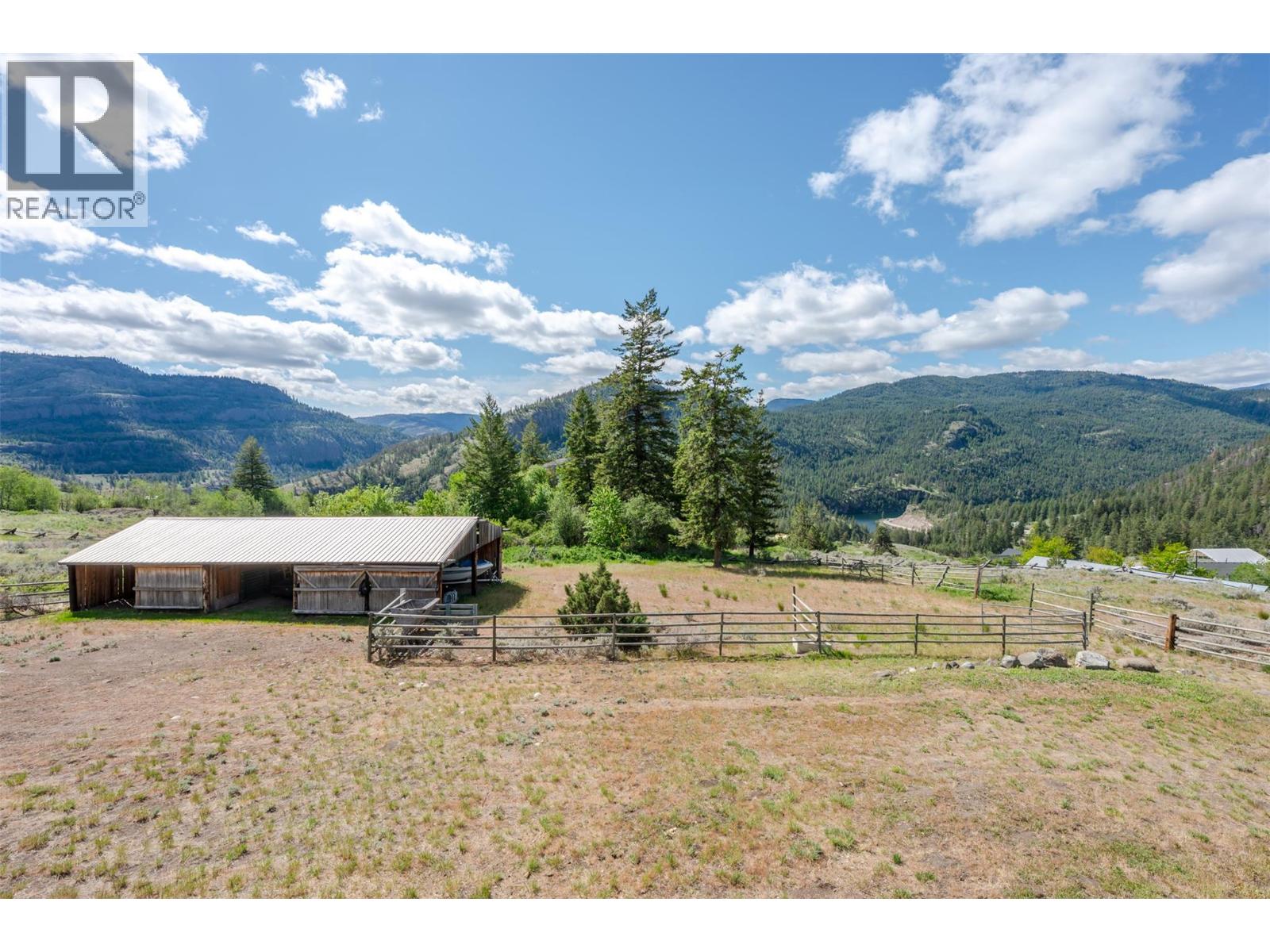 875 Sheep Creek Road, Kaleden