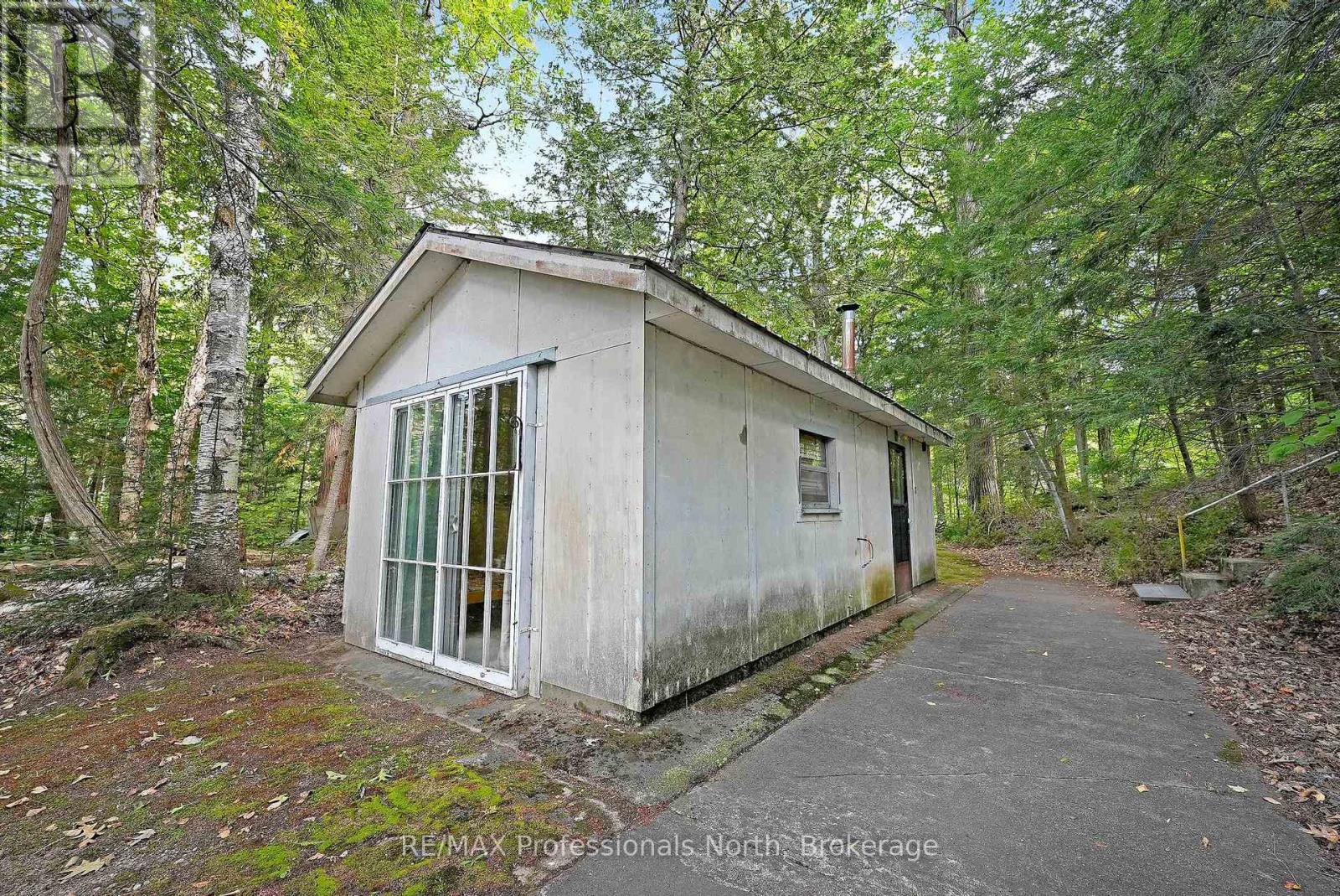 20871 HIGHWAY 35 - 40