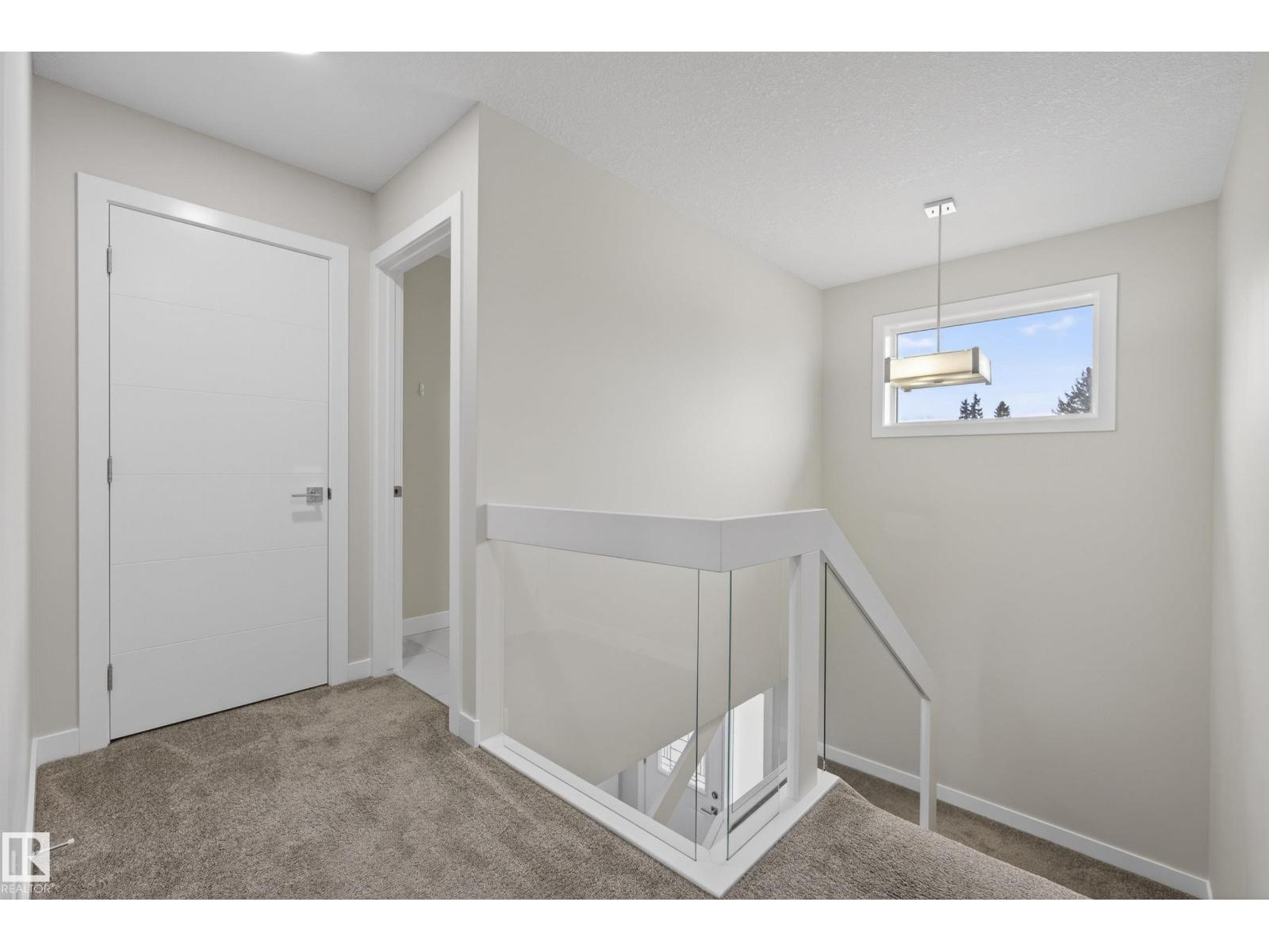 14921 90 AV NW - 28