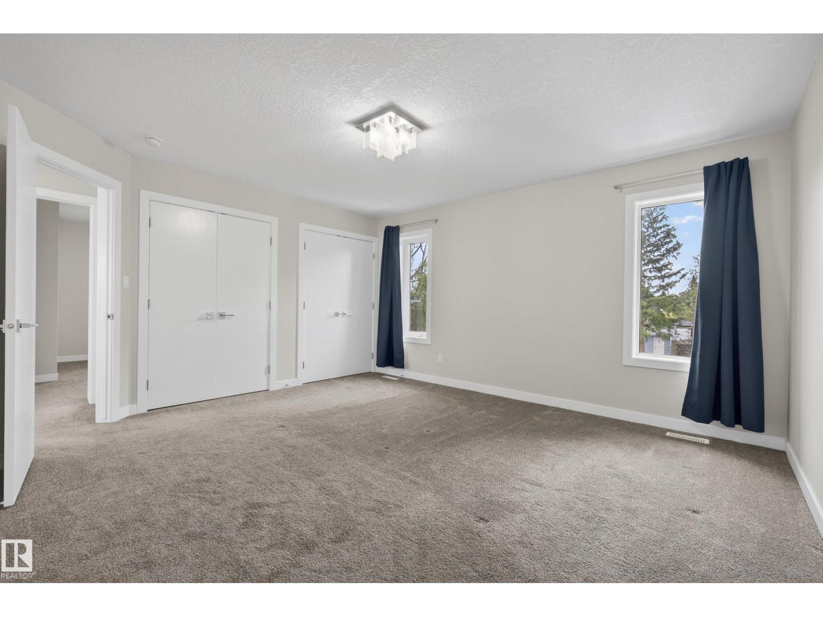 14921 90 AV NW - 30