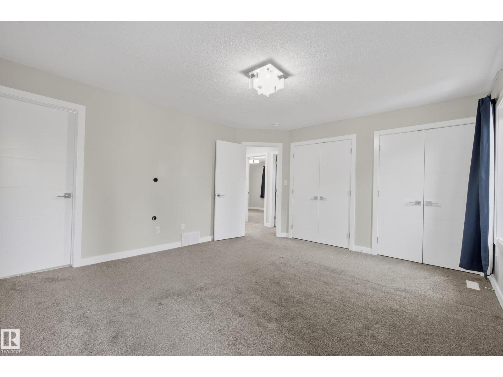 14921 90 AV NW - 31
