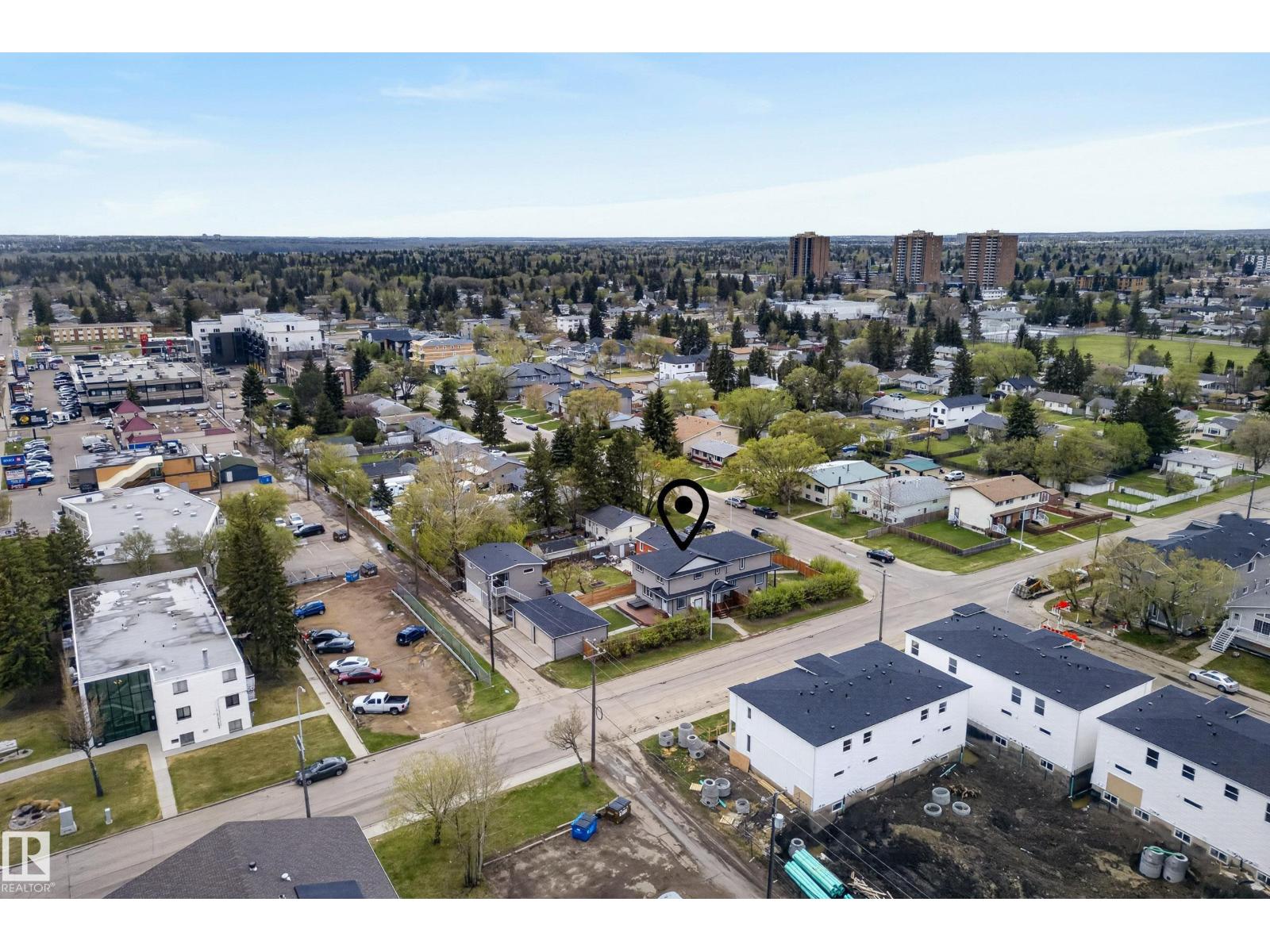 14921 90 AV NW - 46