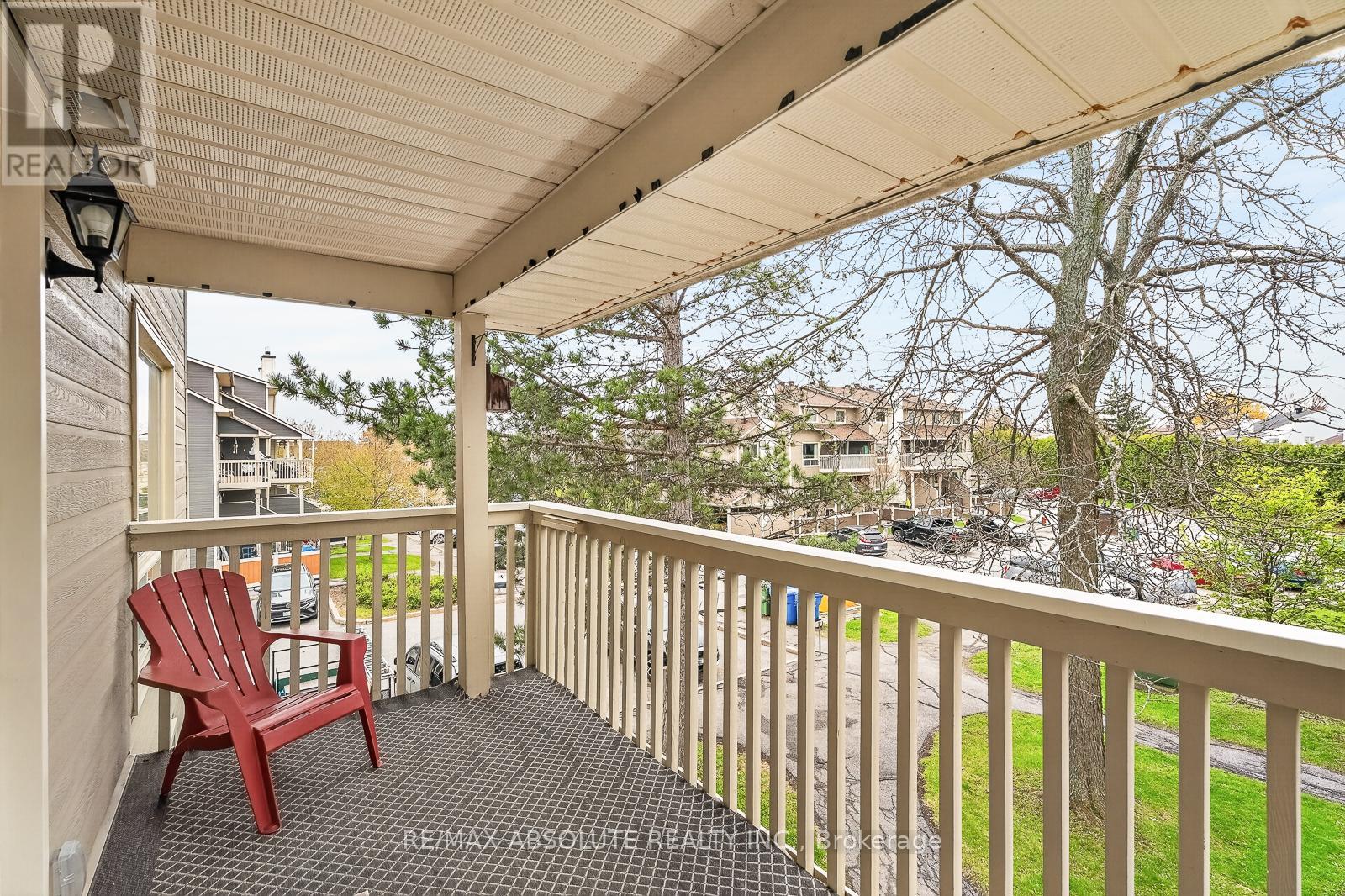 #5B 762 ST. ANDRE DRIVE - 18