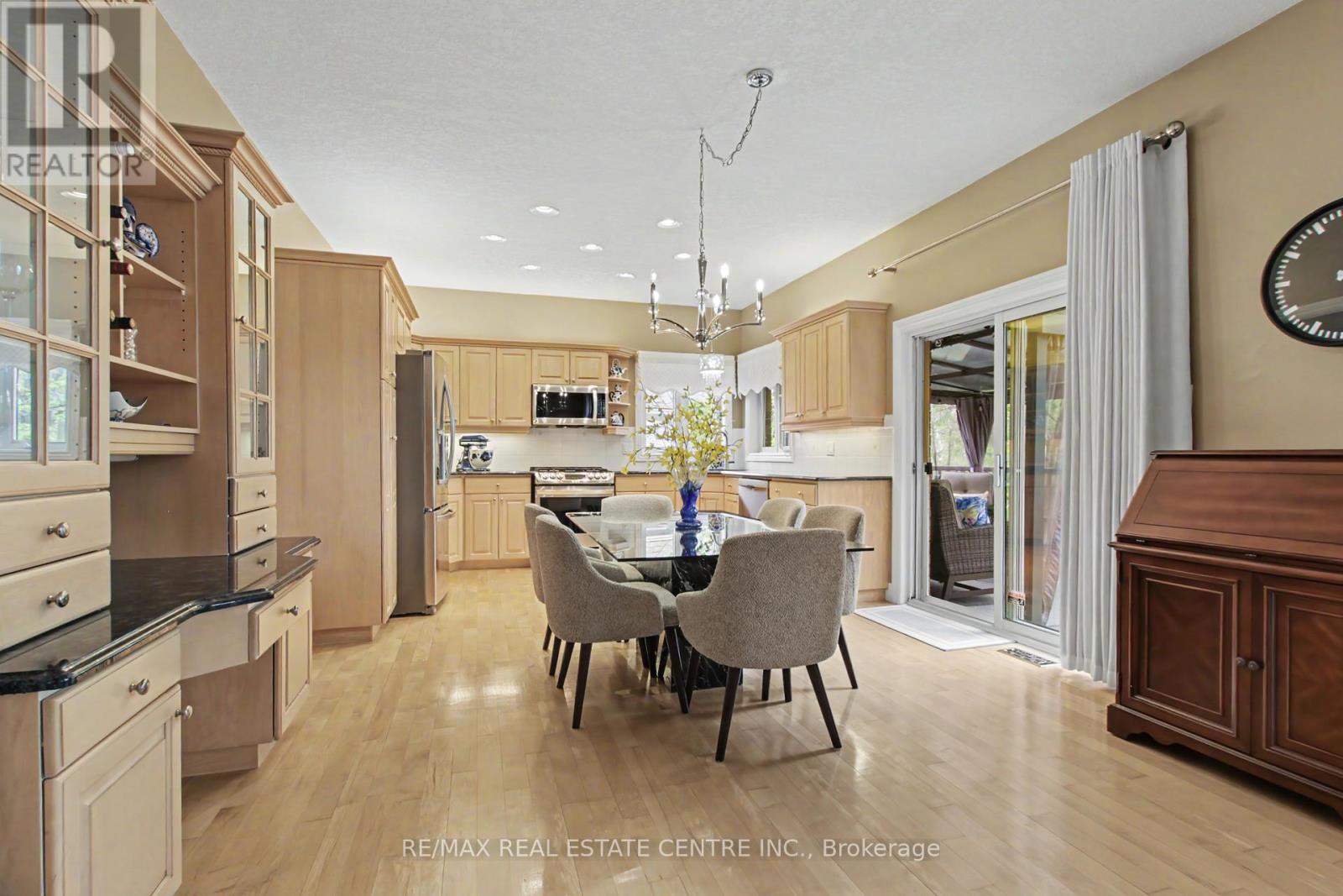 183 TAYLOR AVENUE - 12