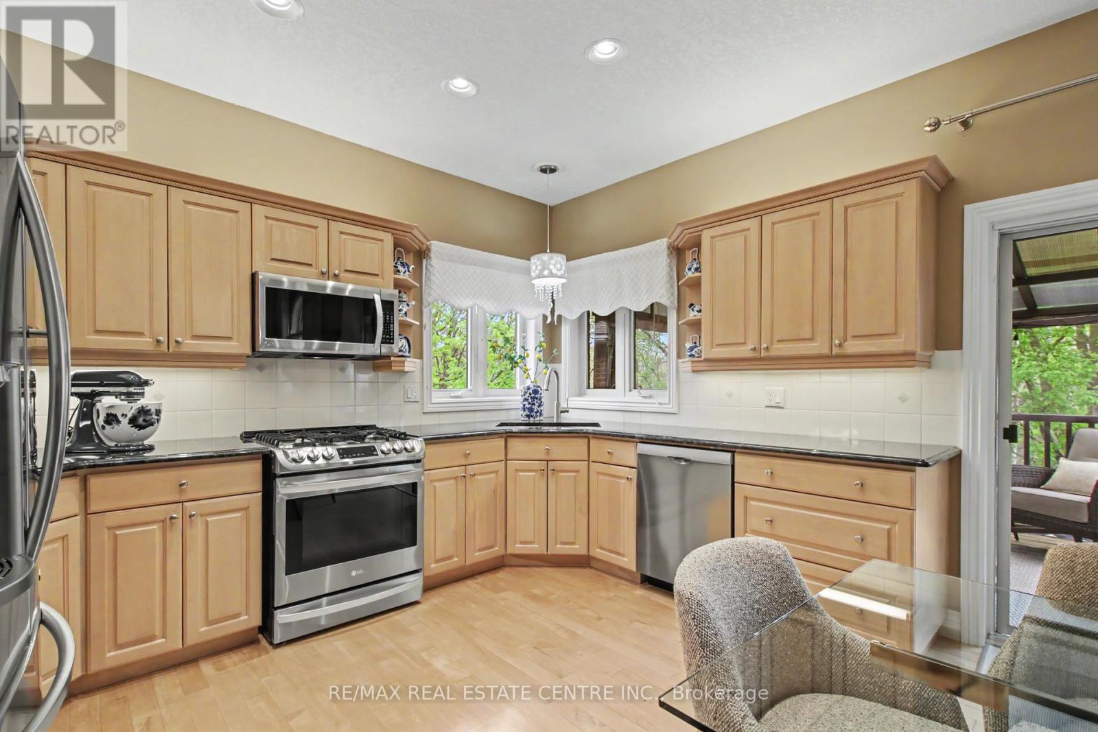 183 TAYLOR AVENUE - 15