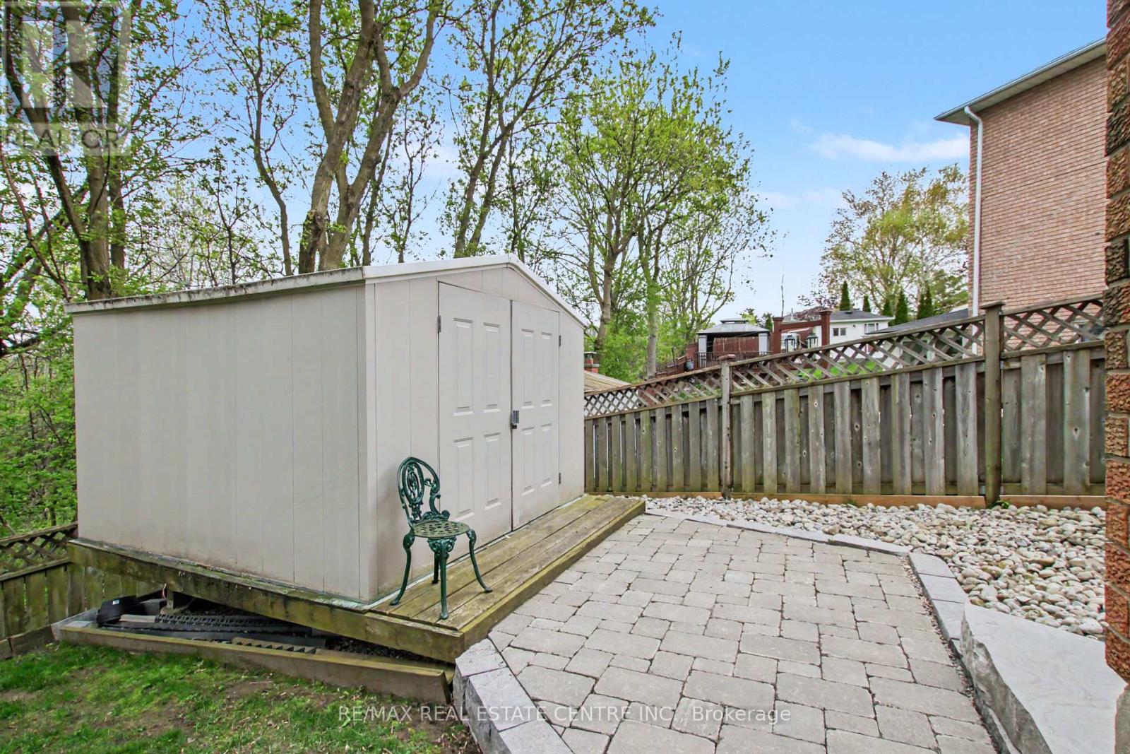 183 TAYLOR AVENUE - 36