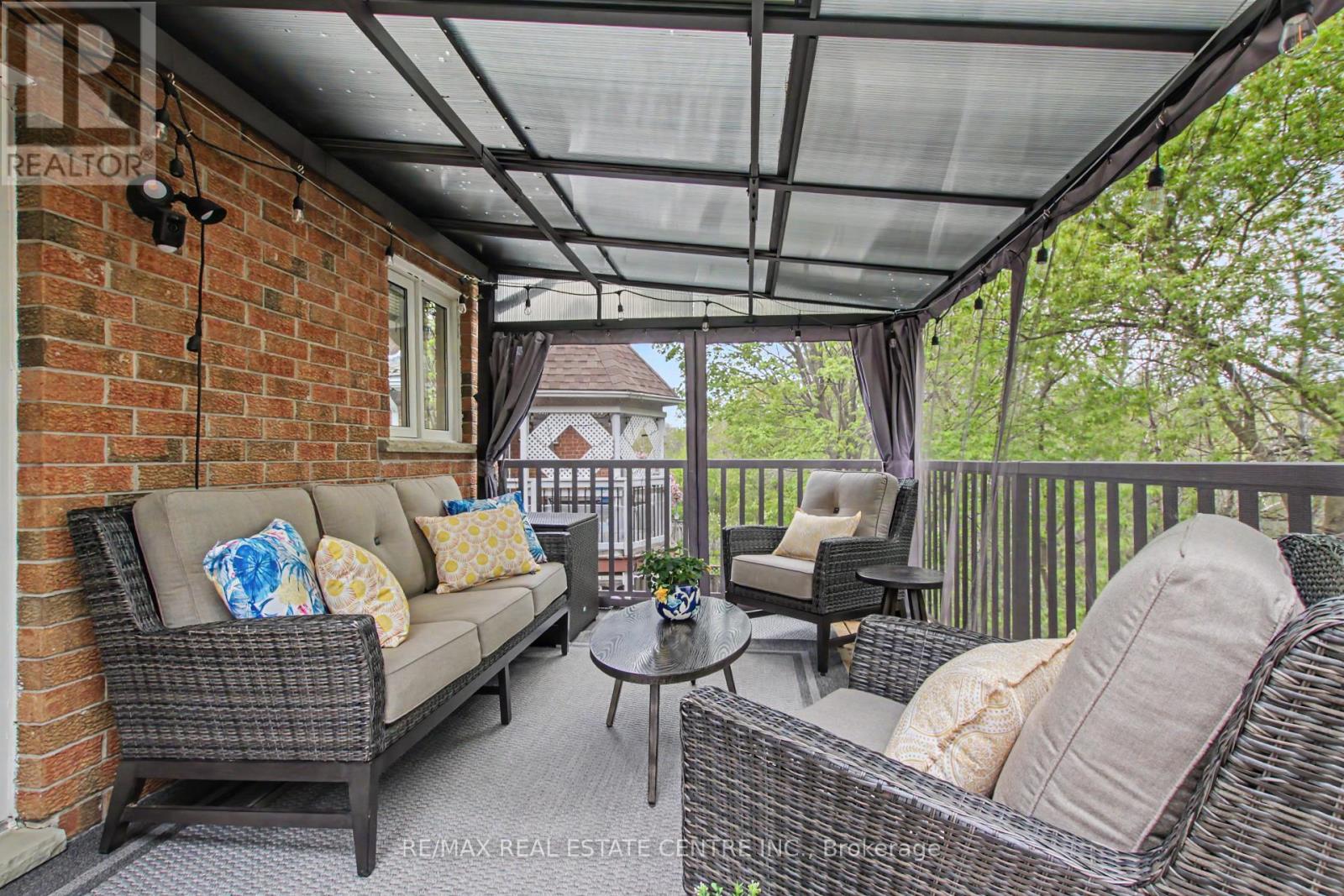 183 TAYLOR AVENUE - 37