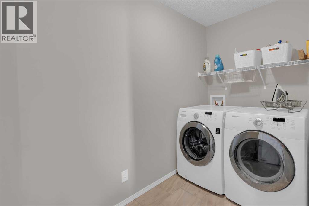 28 Cranarch Crescent SE - 26