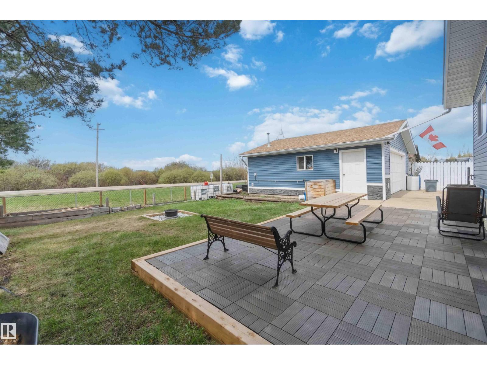 5104 56 ST - 61