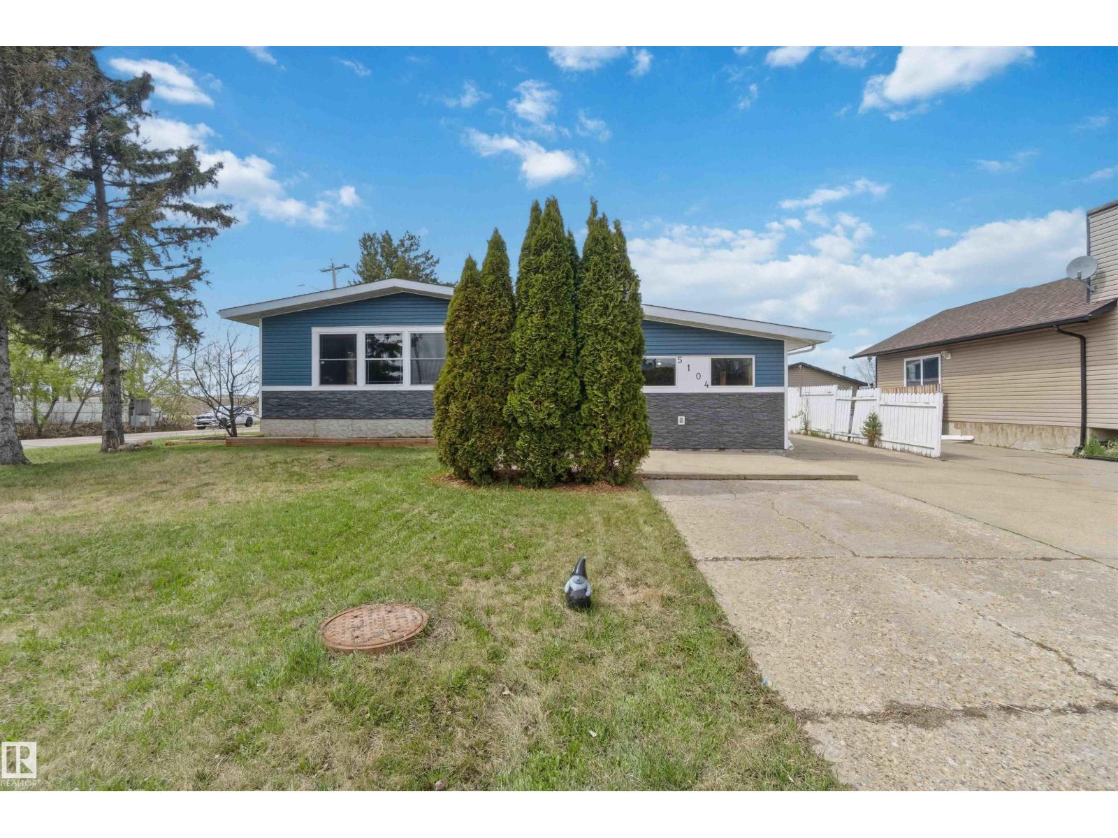 5104 56 ST - 70