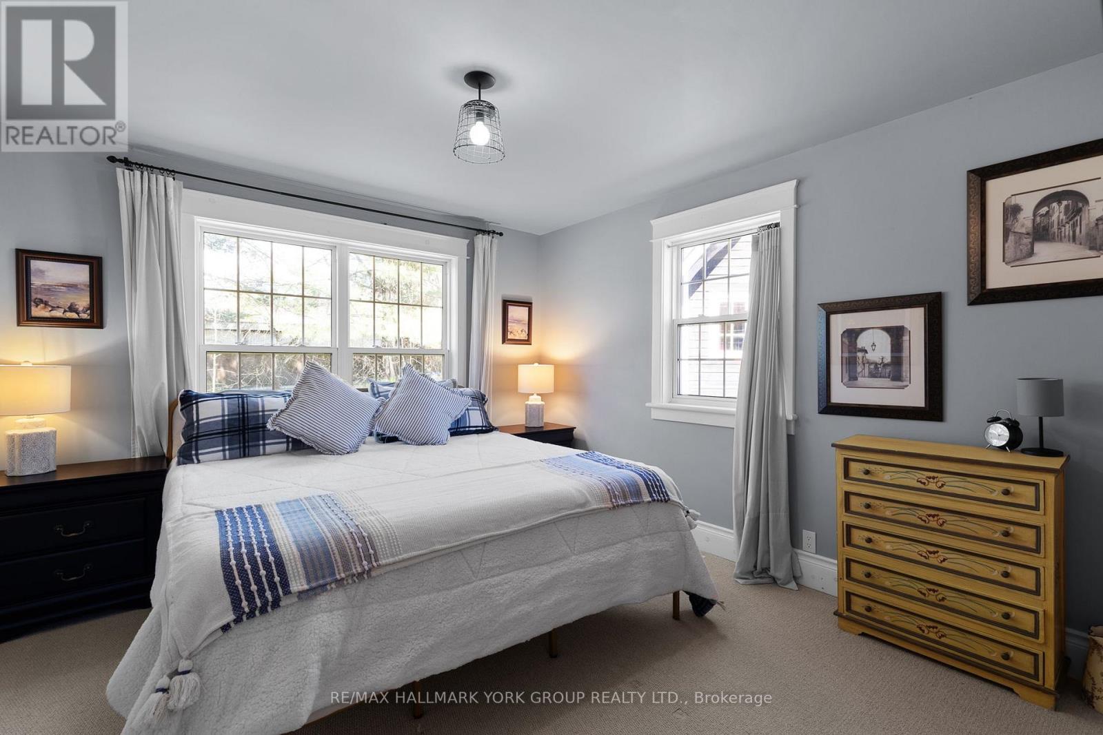 1013 GREY STREET - 23