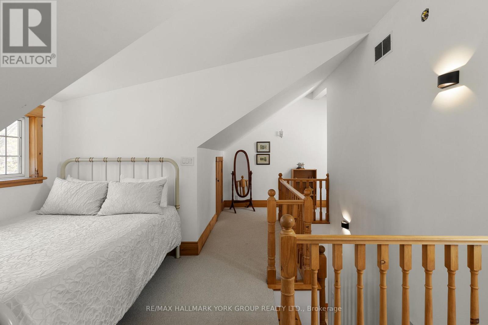 1013 GREY STREET - 27