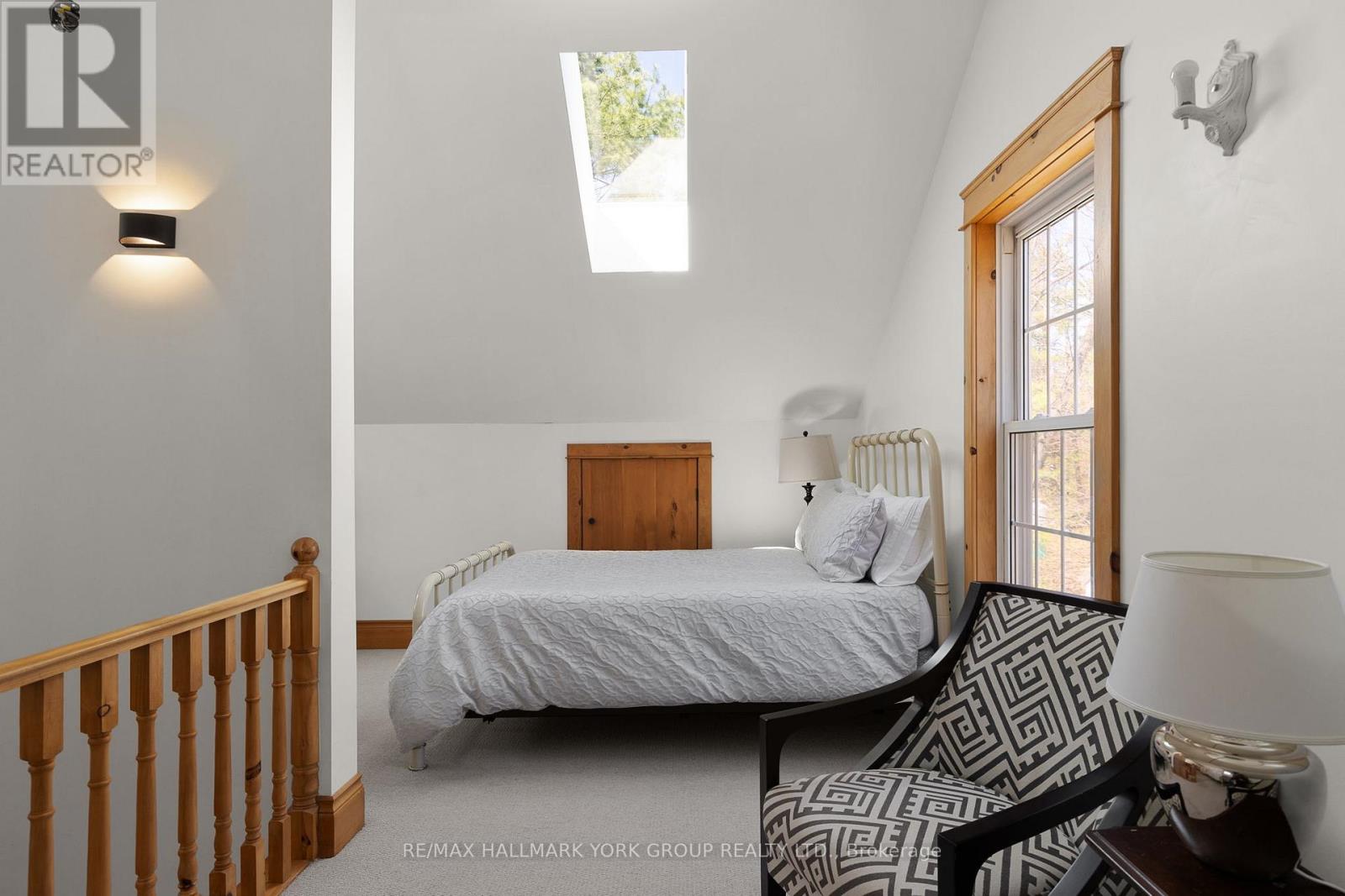 1013 GREY STREET - 29