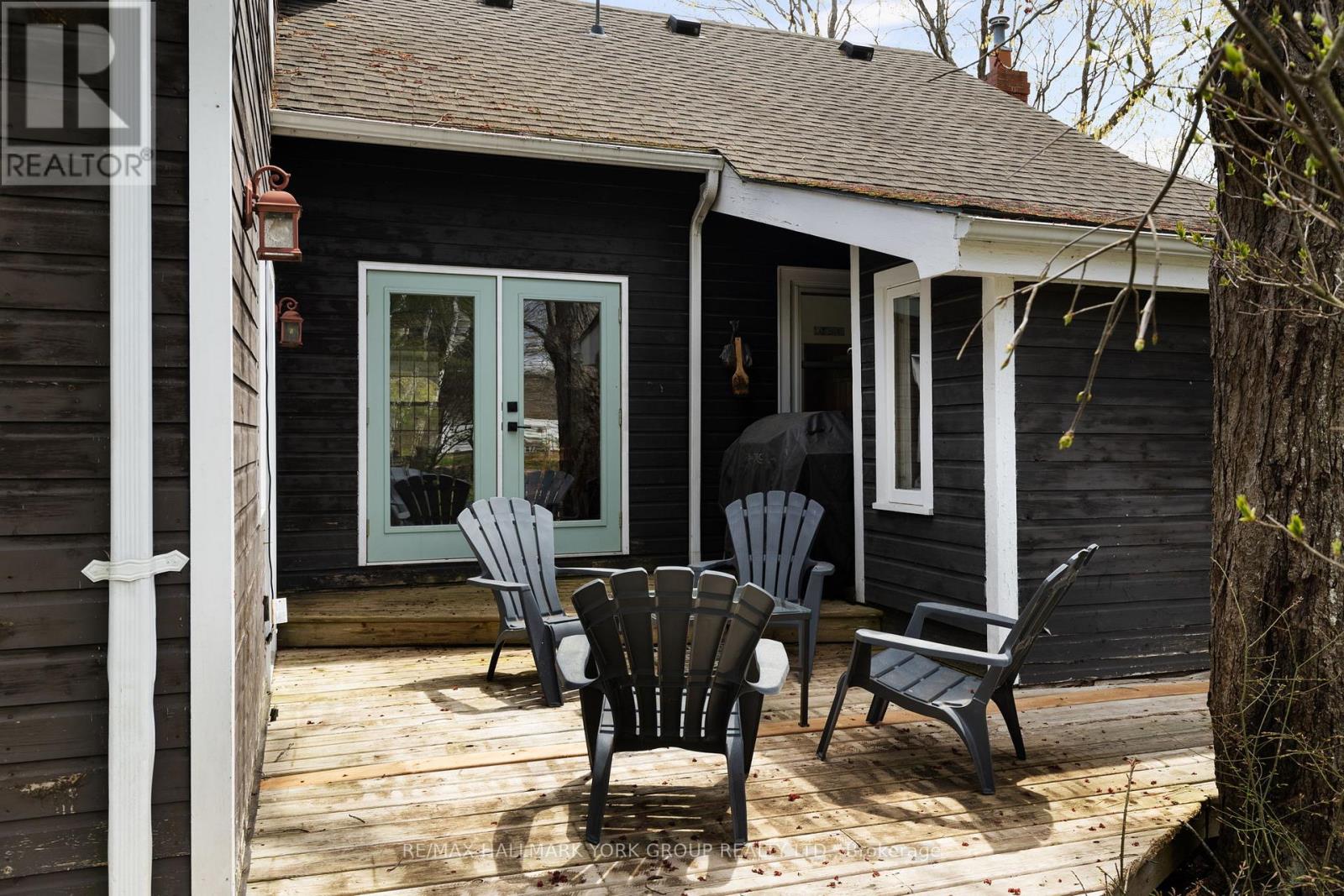 1013 GREY STREET - 38