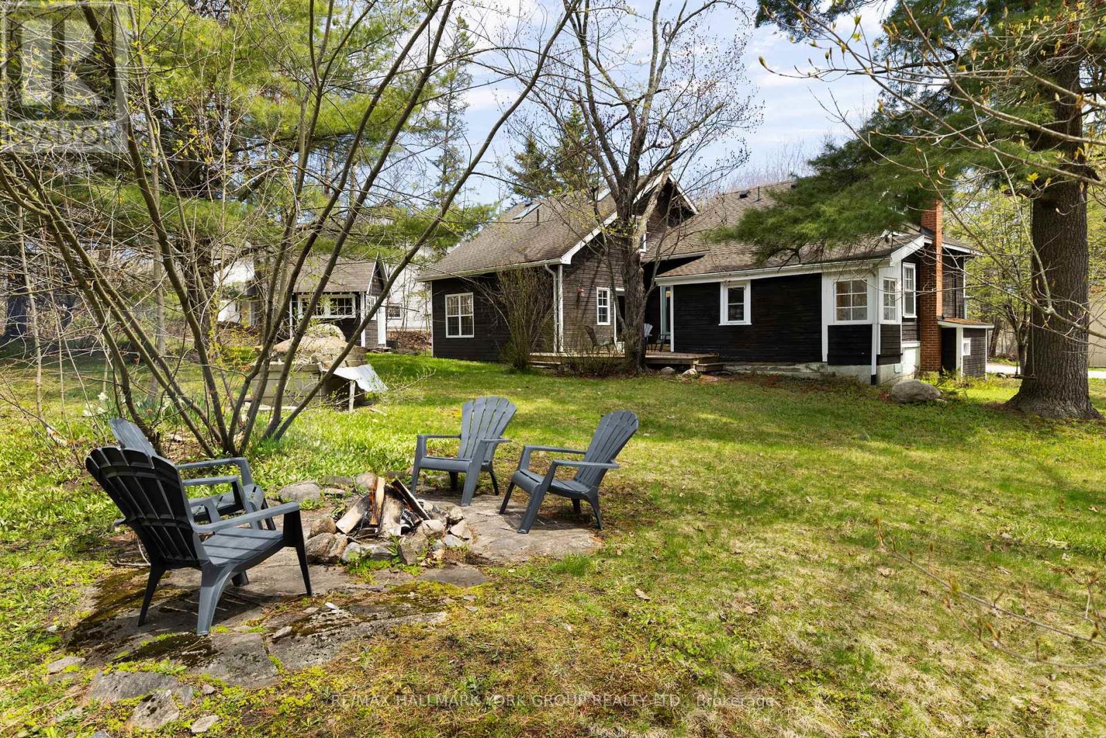 1013 GREY STREET - 39