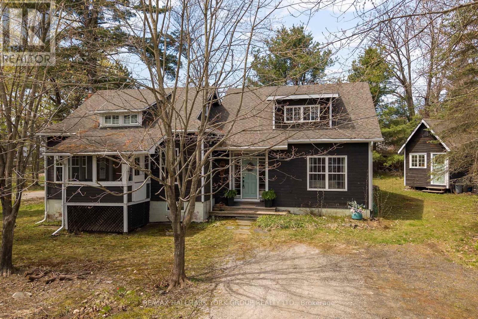 1013 GREY STREET - 43