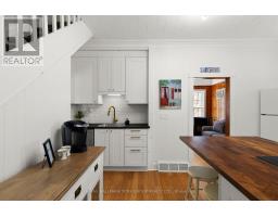1013 Grey Street, Muskoka Lakes, ON P0C1A0 Photo 19