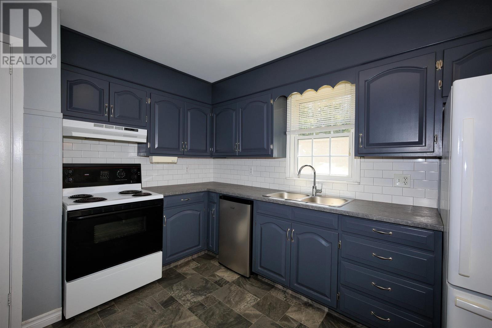 Property 3 of 41 of 134 Marney Road
