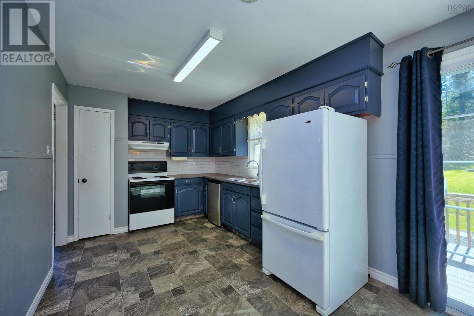 Property 5 of 41 of 134 Marney Road