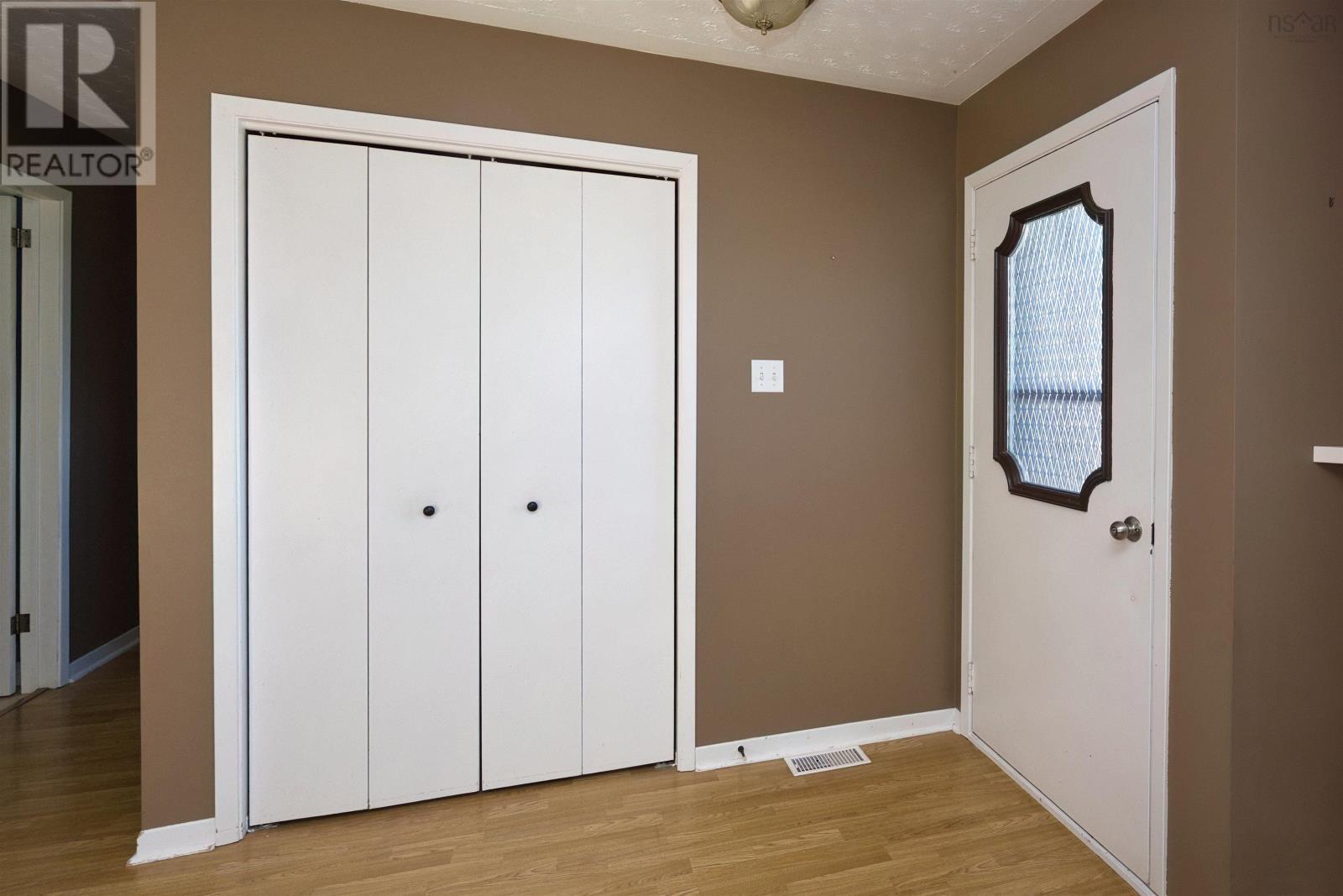 Property 8 of 41 of 134 Marney Road
