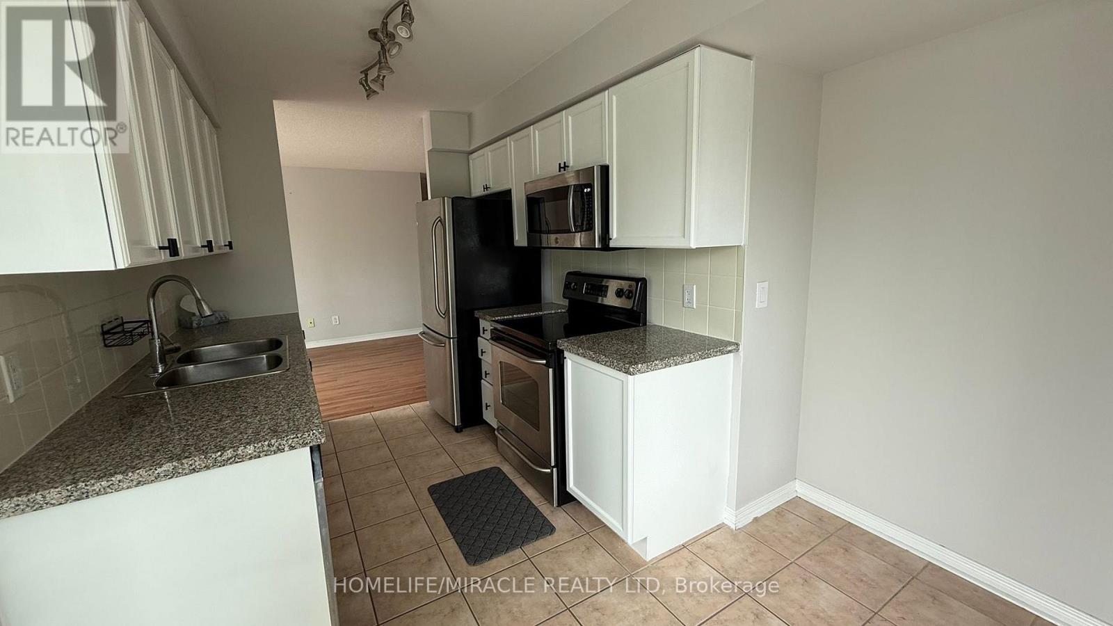 #203 4889 KIMBERMOUNT AVENUE - 14