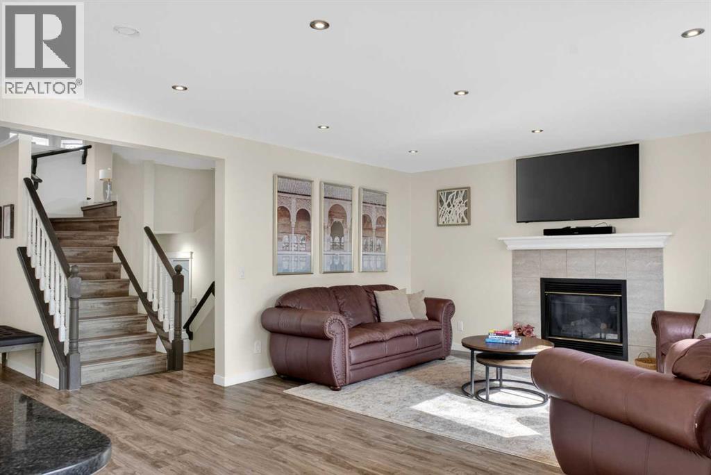 3271 Douglasdale Boulevard SE - 33