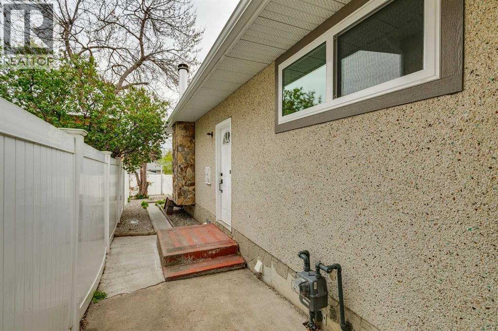 7116 Hunterwood Road NW - 38