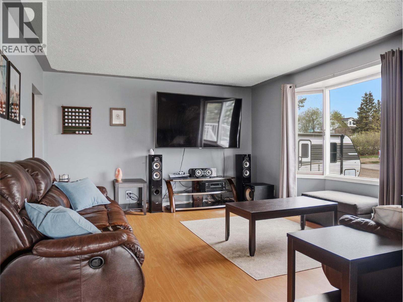 1601 94 Avenue, Dawson Creek