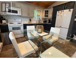 208 Second Avenue S, South Bruce Peninsula, ON N0H2G0 Photo 6