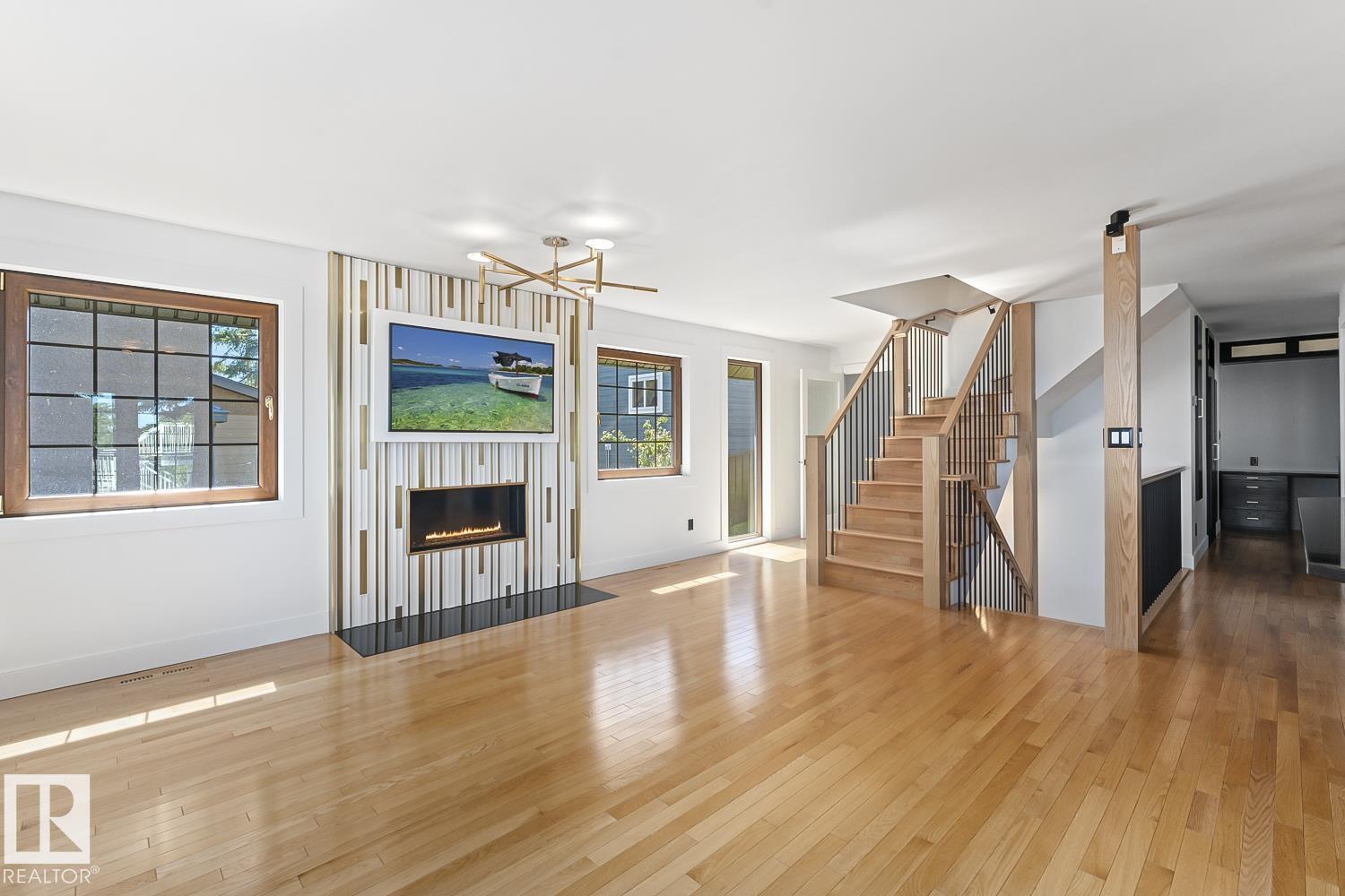 305 LAKESHORE DR - 11