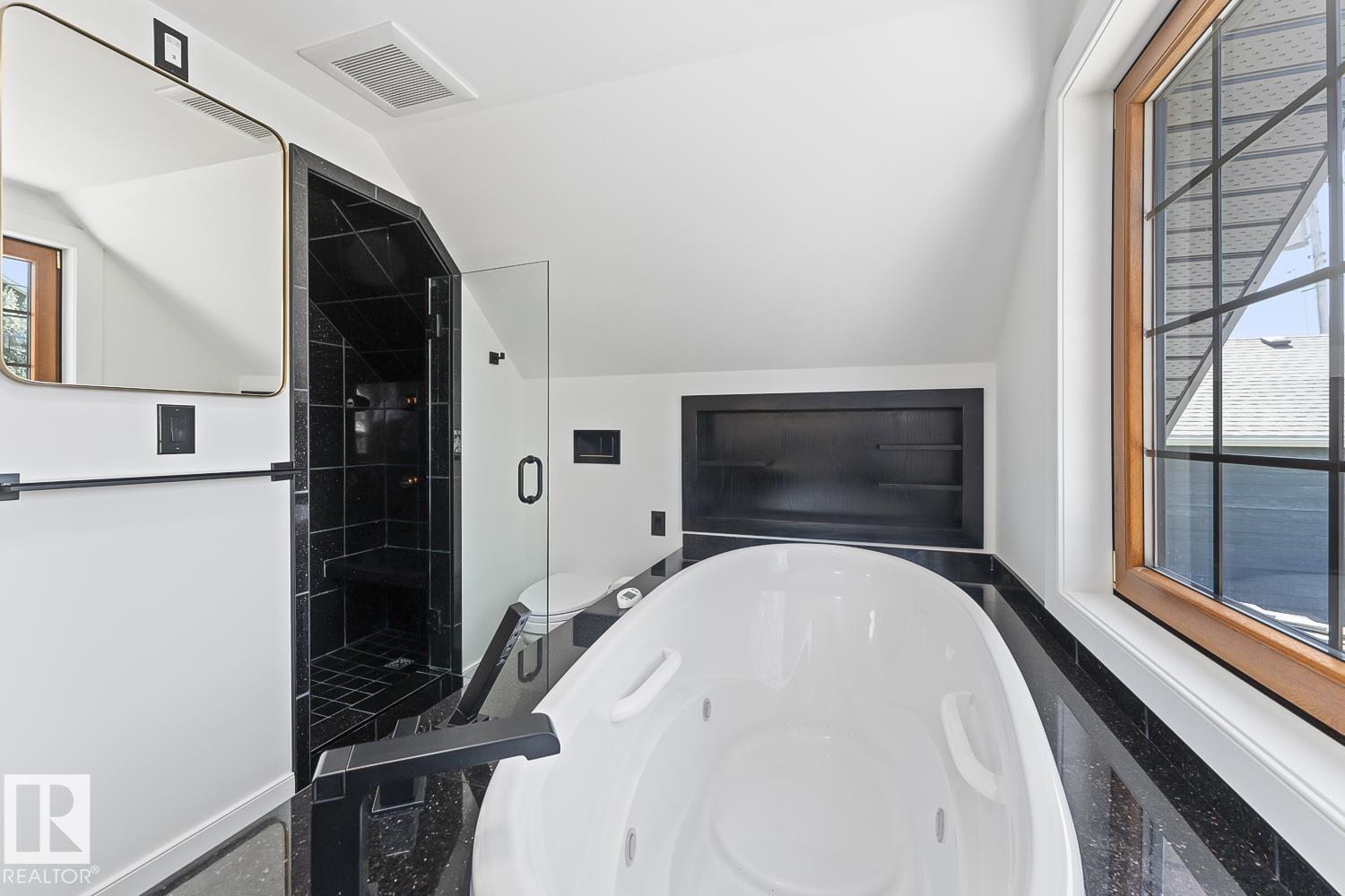 305 LAKESHORE DR - 29