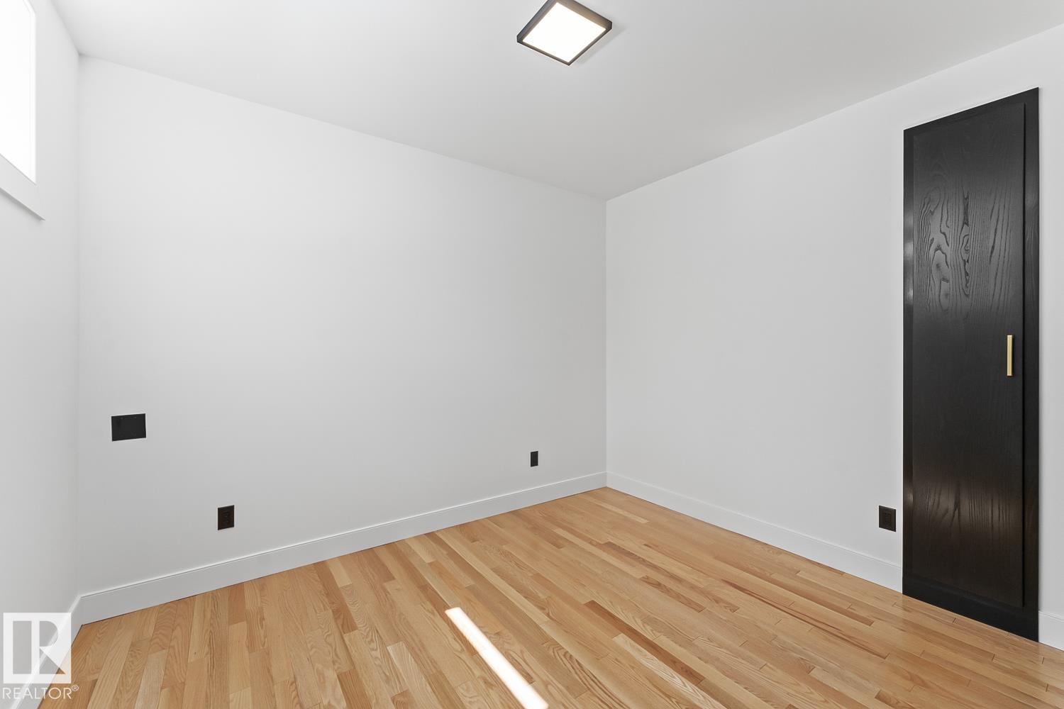 305 LAKESHORE DR - 35