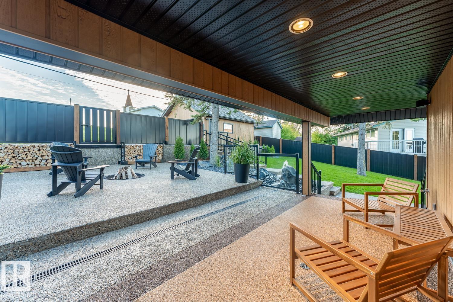 305 LAKESHORE DR - 40