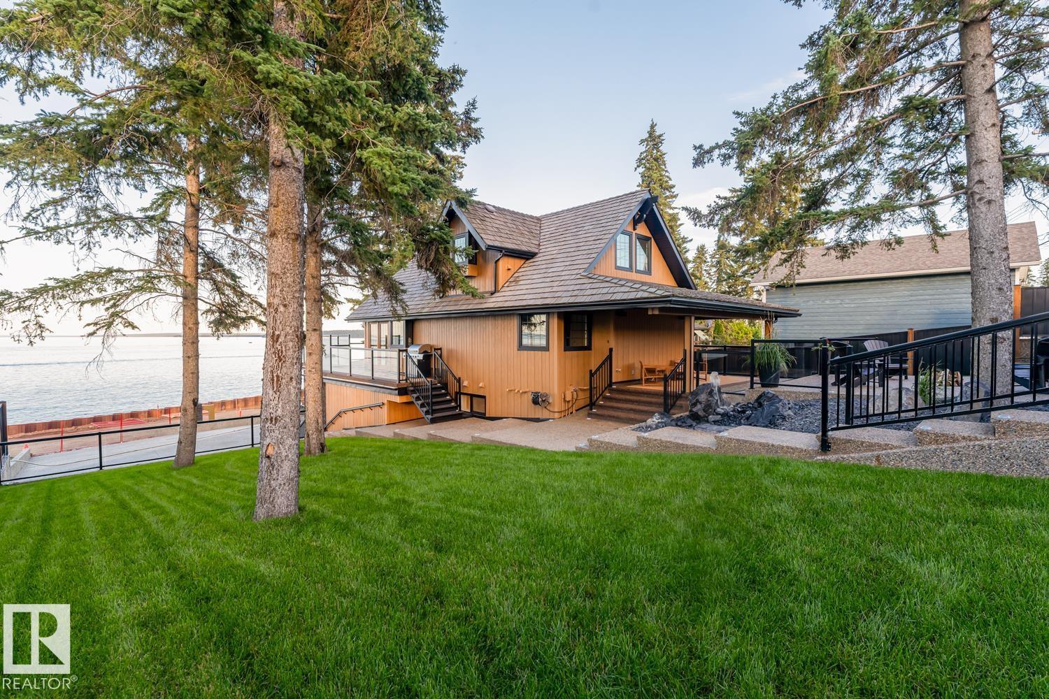 305 LAKESHORE DR - 45