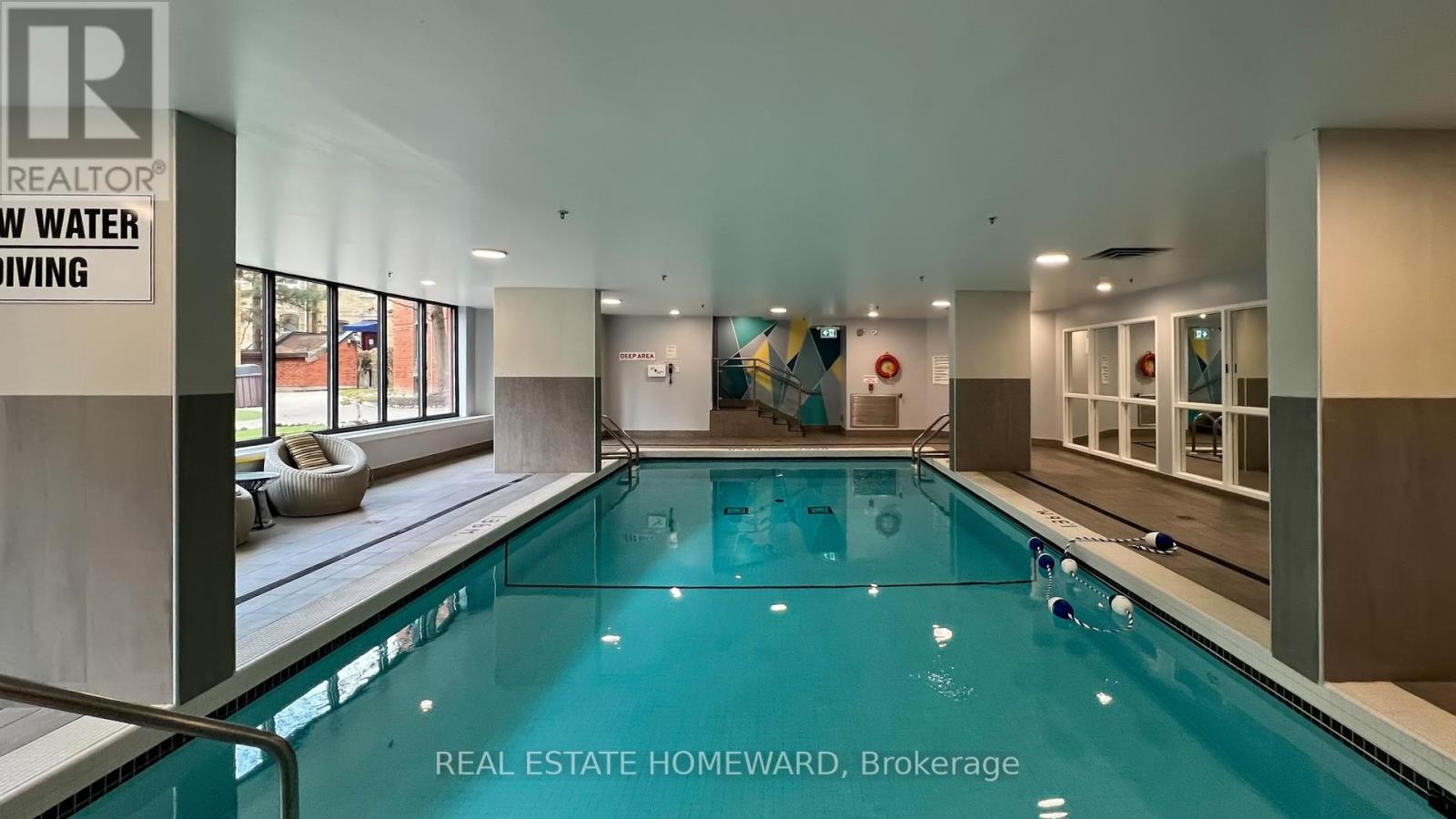 #623 77 MAITLAND PLACE - 32