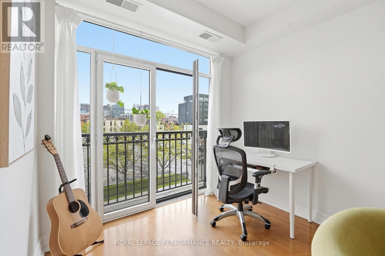 #312 320 MCLEOD STREET - 13