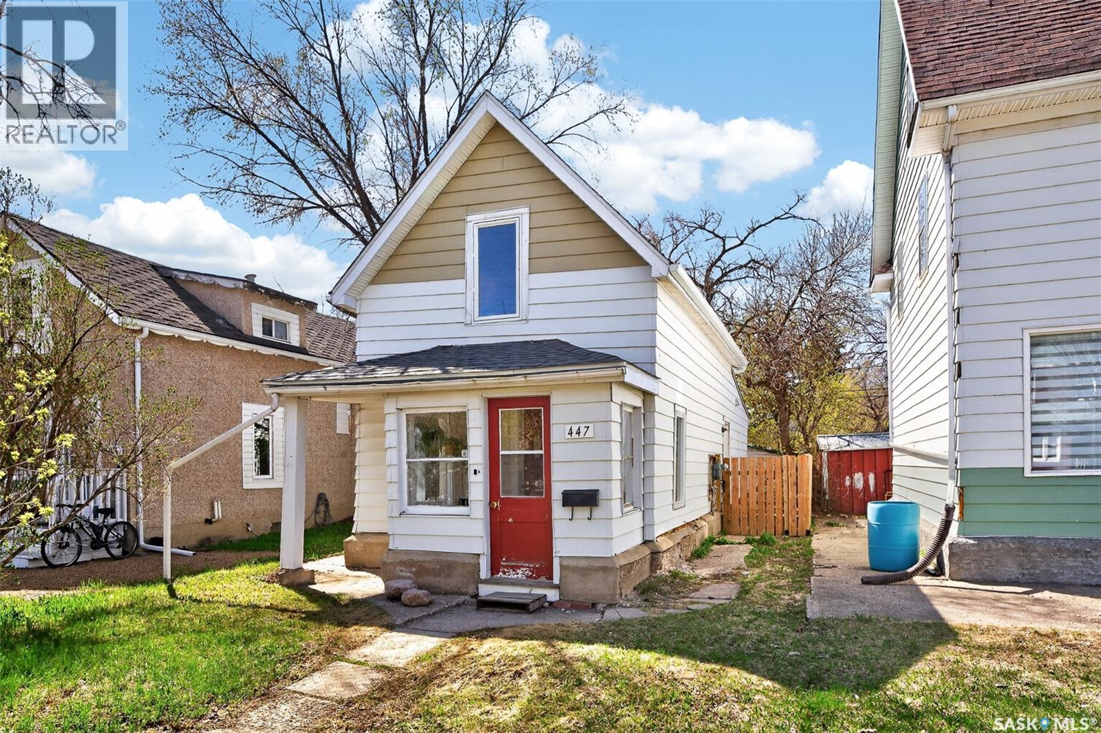 447 Athabasca STREET W - Image 2