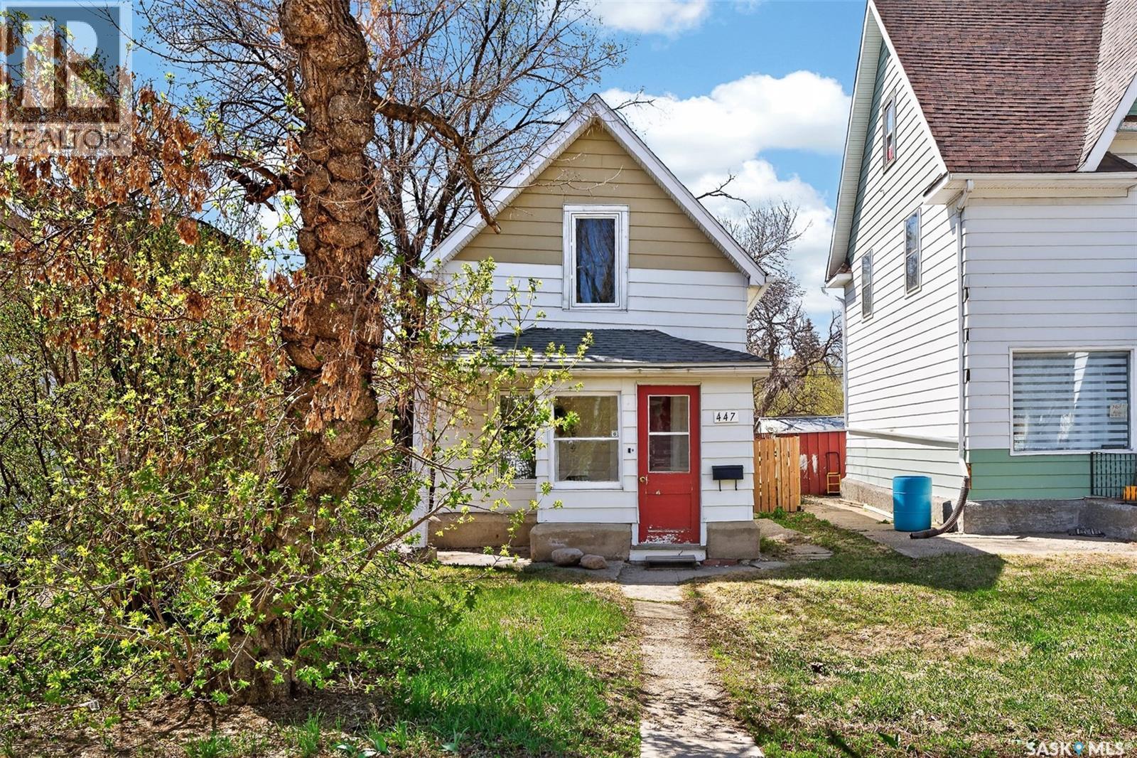447 Athabasca STREET W - 4