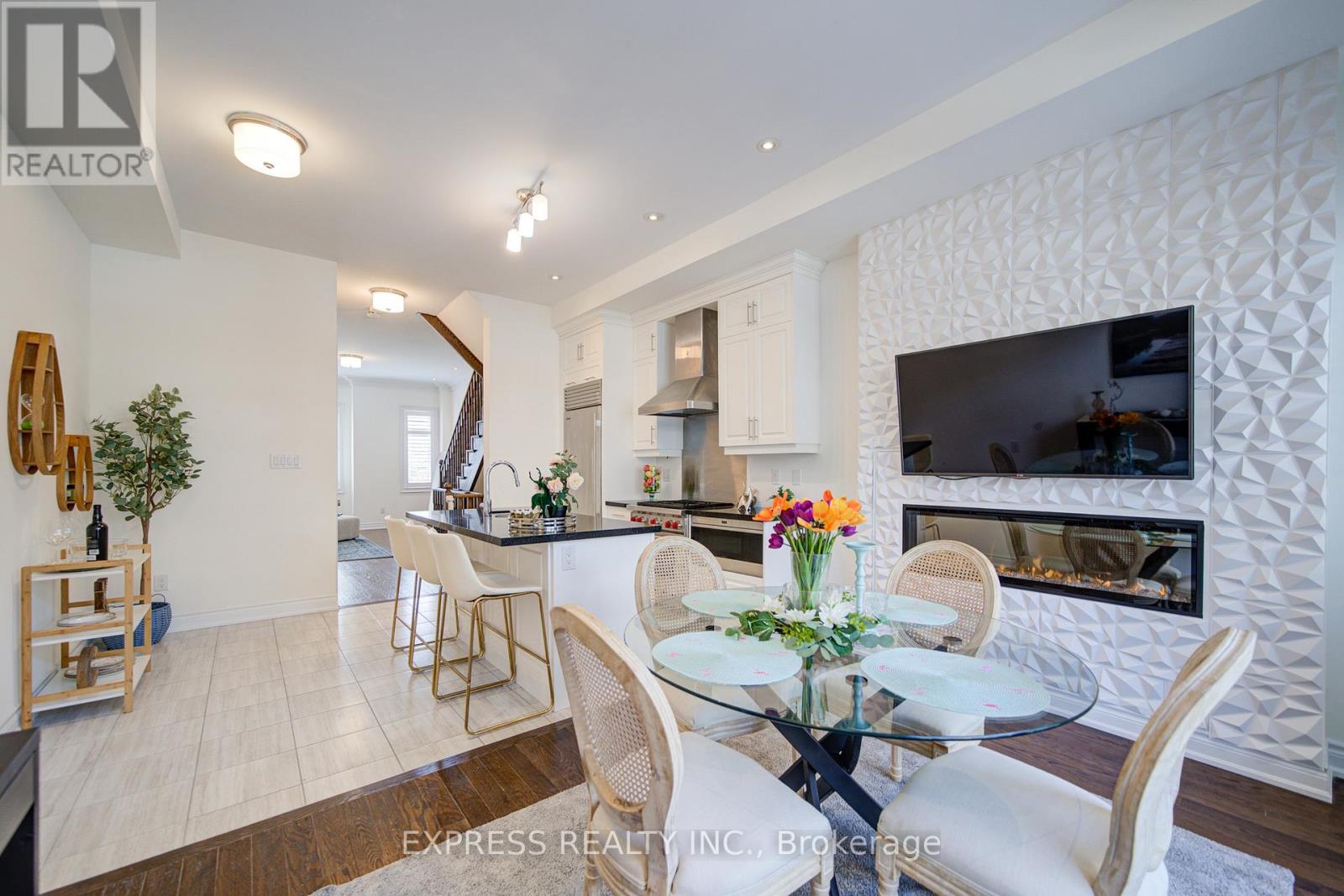 12 ROYAL ABERDEEN ROAD - 23
