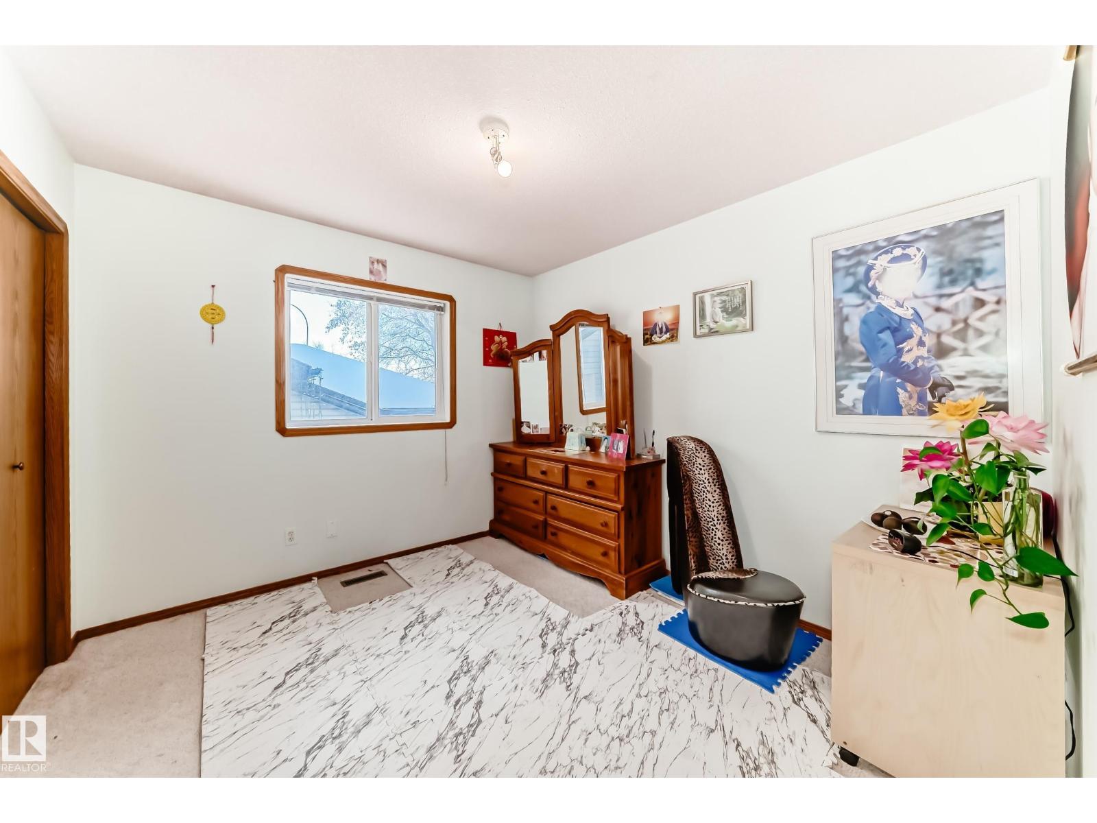 11913 80 ST NW, Edmonton