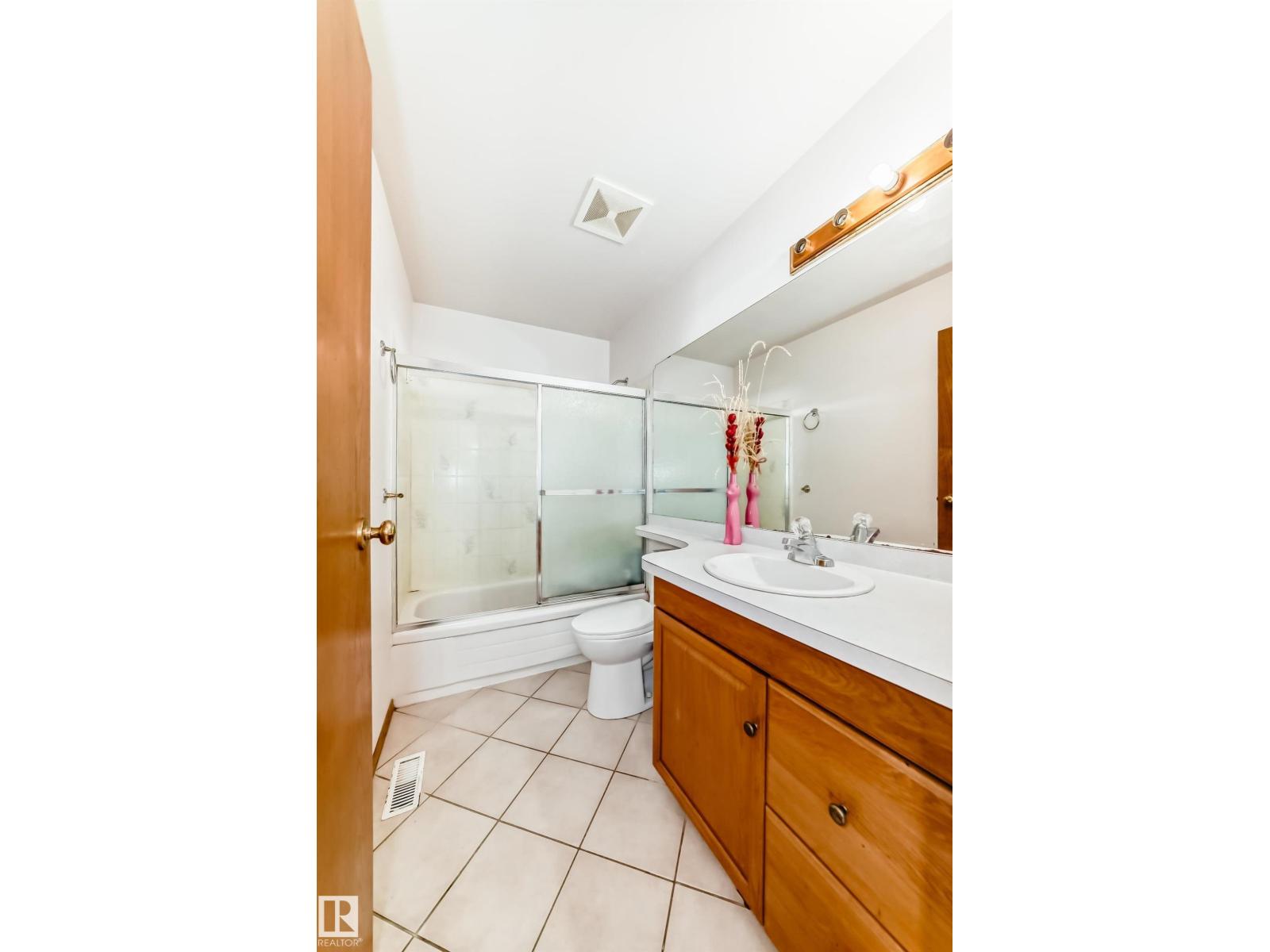 11913 80 ST NW, Edmonton