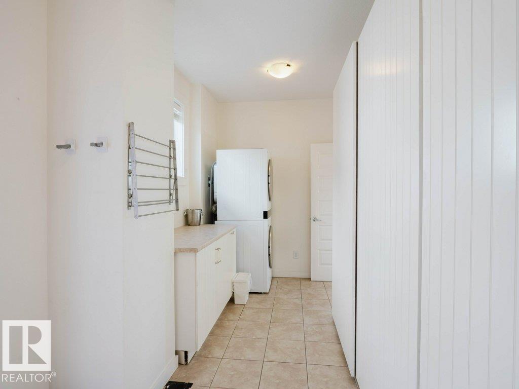 15867 11 AV SW - 16