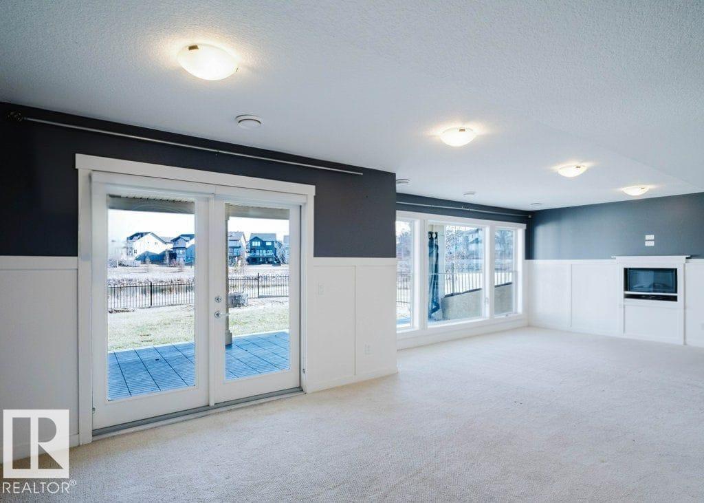 15867 11 AV SW - 35