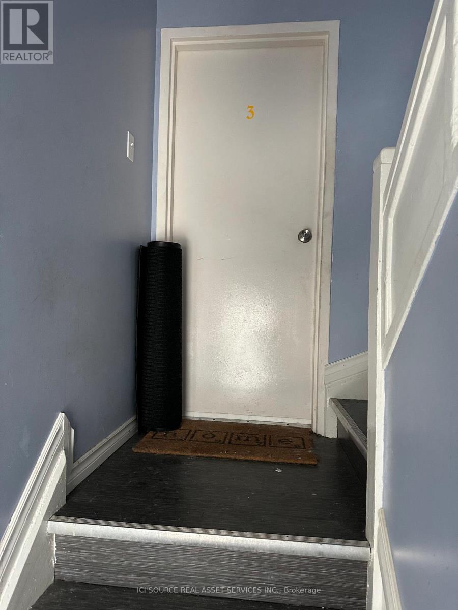451 FIRST AVENUE W - 14