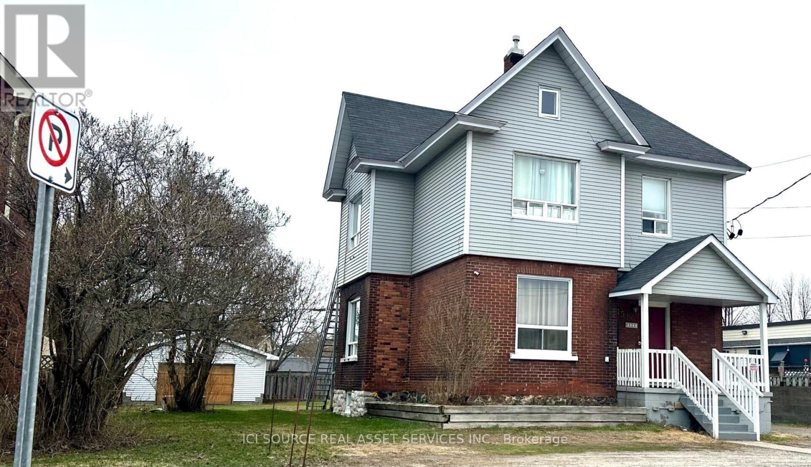 451 FIRST AVENUE W - 4