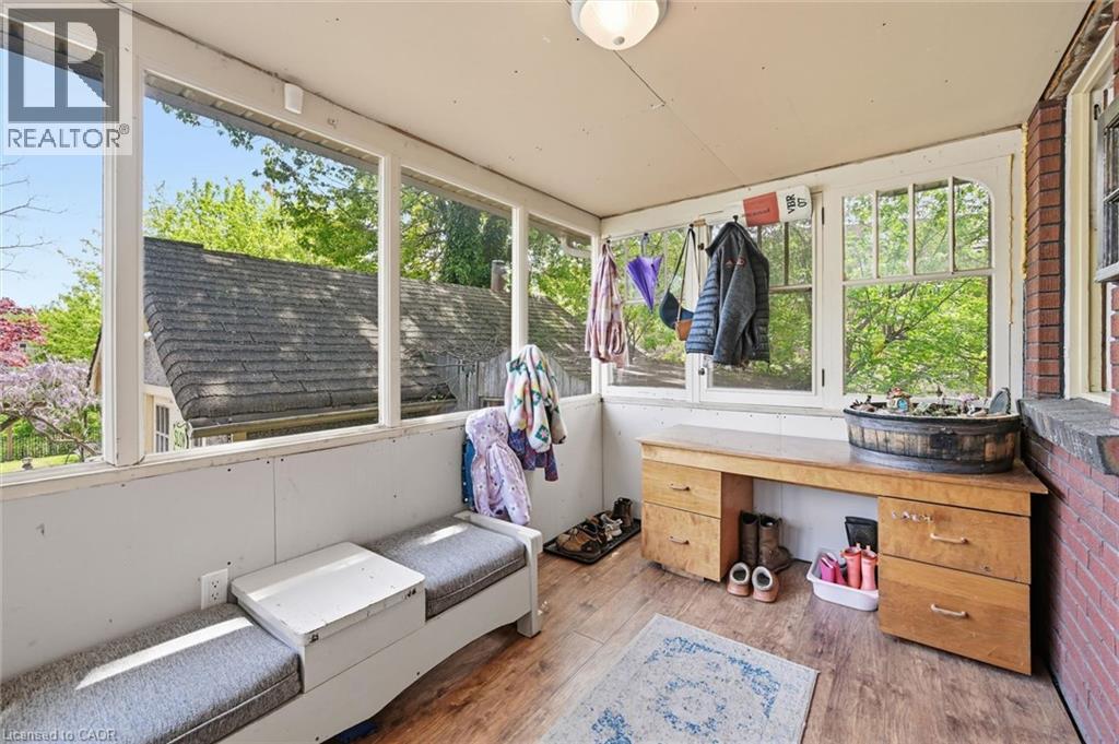 392 QUEENSTON Street - 21
