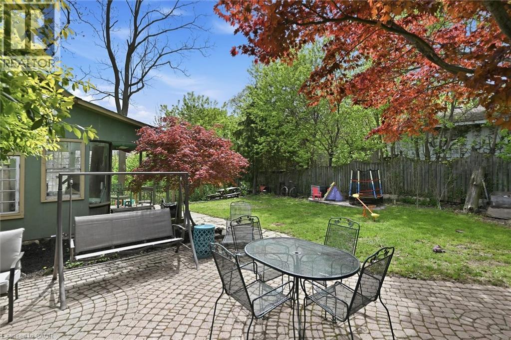 392 QUEENSTON Street - 35