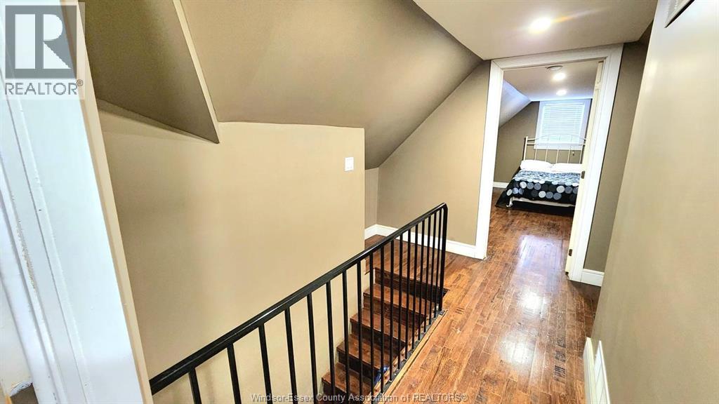 22 UNIVERSITY AVENUE East Unit# UPPER, Windsor, Ontario, N9A2Y4 — Photo 8