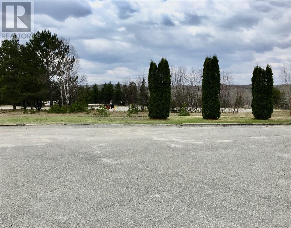 45 Municipal Road 84 - 25